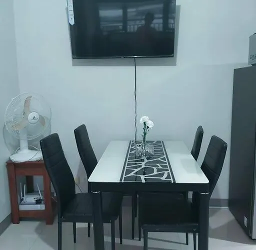 2 Bedroom Near Moa S Residences アパート