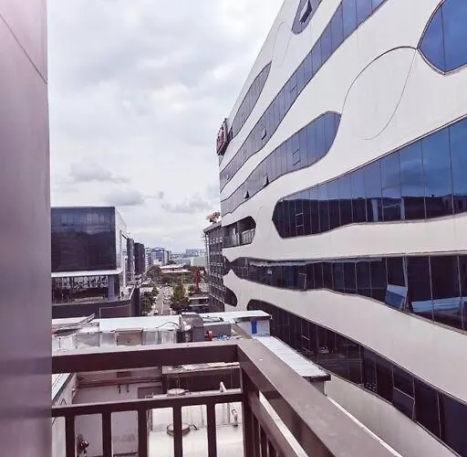 2 Bedroom Near Moa S Residences マニラ市